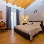 Villa Caramel